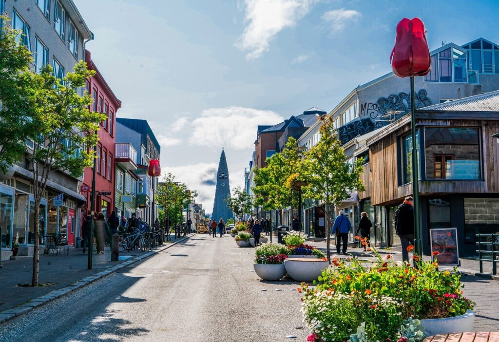 Reykjavik court rules it is illegal to mandate people to stay at quarantine hotels