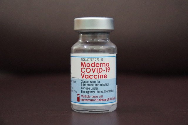 Experts assess safety and necessity of Moderna COVID-19-mRNA-Vaccine for children