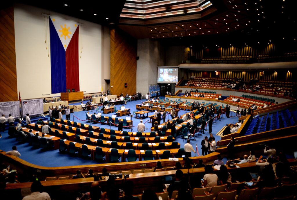 Philippine Senators File Bill to Make Health Passports Mandatory